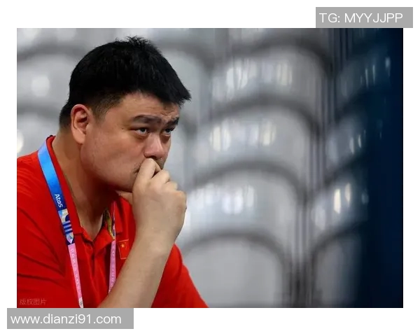 姚明与MMA的对比分析：篮球巨星如何看待综合格斗的魅力与挑战